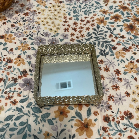 Vintage jewelry holder - Picture 2 of 3